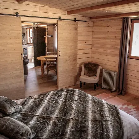 Vano Stables Сasa de vacaciones Goudargues